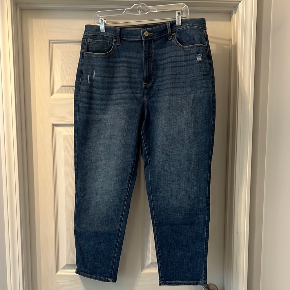 Sonoma Blue Ankle Cropped Jeans with Subtle Fading